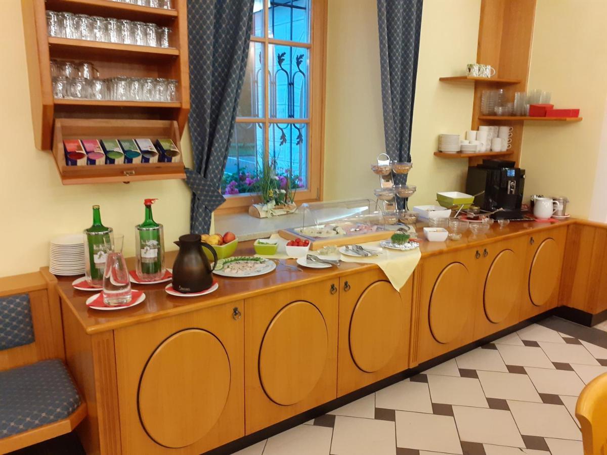 Bildungshaus Schloss Krastowitz Hotel Klagenfurt am Woerthersee Ngoại thất bức ảnh