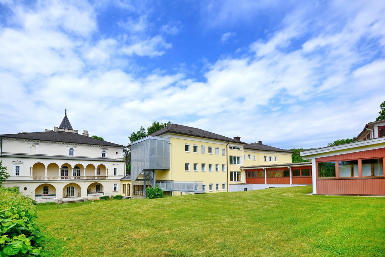 Bildungshaus Schloss Krastowitz Hotel Klagenfurt am Woerthersee Ngoại thất bức ảnh